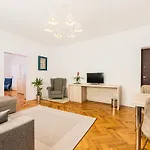 Brasov Holiday Residence Апартаменты Брашов