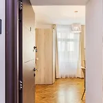 Brasov Holiday Residence * בראשוב
