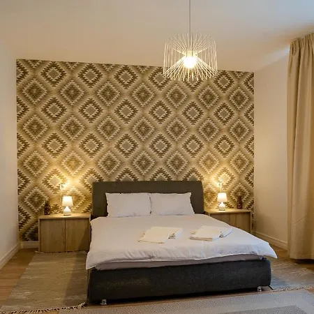 Brasov Holiday Residence Apartment *