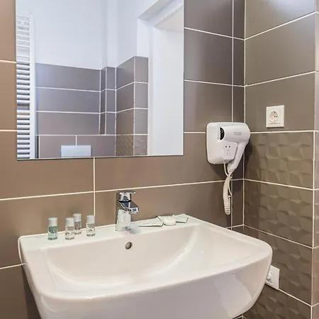Brasov Holiday Residence Apartment *