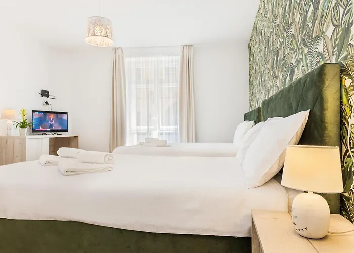 Brasov Holiday Residence Брашов