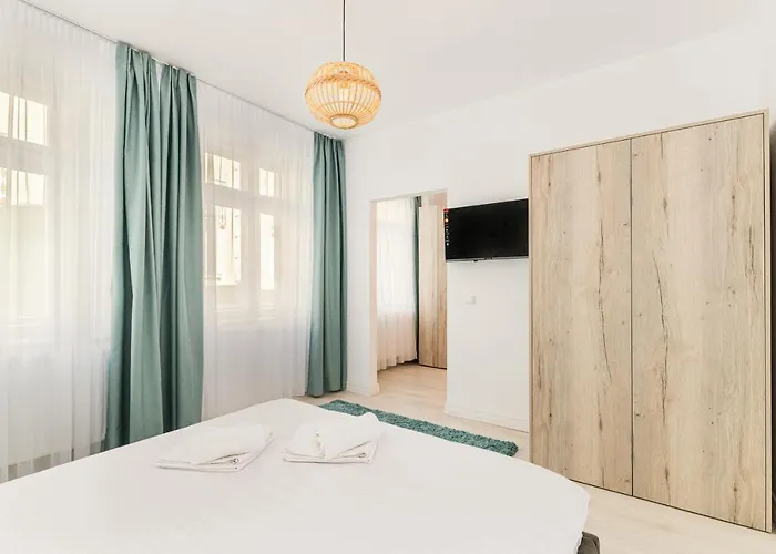 Апартаменти Brasov Holiday Residence