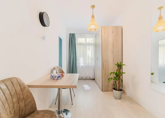 Brasov Holiday Residence Апартаменти