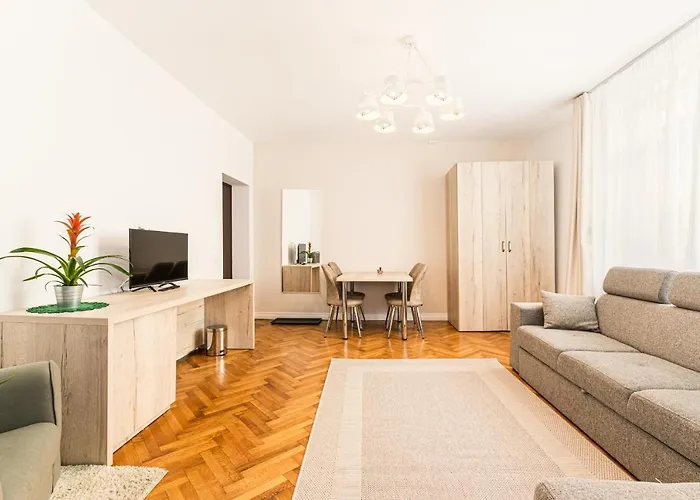 Brasov Holiday Residence Апартаменти